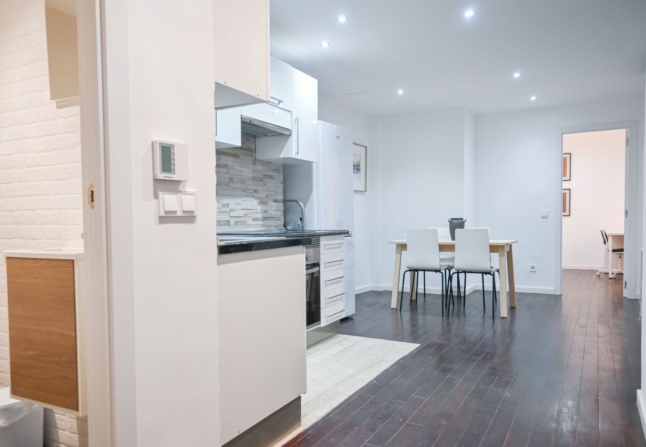 Apartamento en Madrid -  Amplio Apartamento con Balcón en Calle Santa Engracia, Chamberí .Temporal Apartamento en Madrid -  Amplio Apartamento con Balcón en Calle Santa Engracia, Chamberí .Temporal