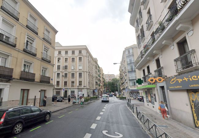 Apartamento en Madrid -  Elegancia y Confort en el Corazón de Chamberí: Apartamento con   Estilo Único. Temporal Apartamento en Madrid -  Elegancia y Confort en el Corazón de Chamberí: Apartamento con   Estilo Único. Temporal