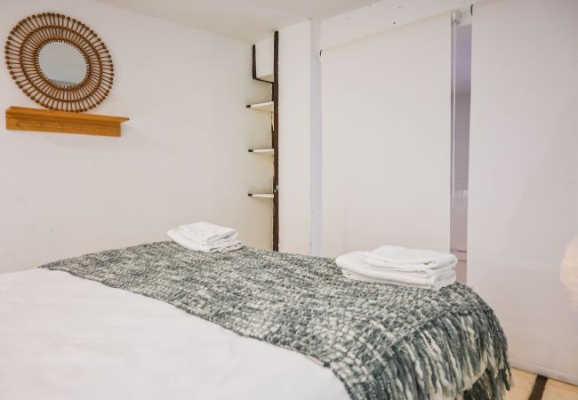 Apartamento en Madrid - Moderno y Elegante piso en Argüelles con 2 Suites y Vestidor – Ideal para Familias .Temporal Apartamento en Madrid - Moderno y Elegante piso en Argüelles con 2 Suites y Vestidor – Ideal para Familias .Temporal