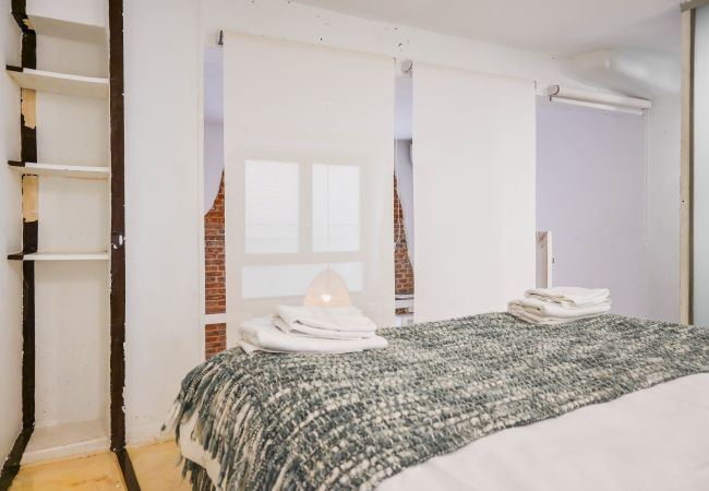 Apartamento en Madrid - Moderno y Elegante piso en Argüelles con 2 Suites y Vestidor – Ideal para Familias .Temporal Apartamento en Madrid - Moderno y Elegante piso en Argüelles con 2 Suites y Vestidor – Ideal para Familias .Temporal