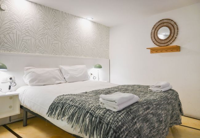 Apartamento en Madrid - Moderno y Elegante piso en Argüelles con 2 Suites y Vestidor – Ideal para Familias .Temporal Apartamento en Madrid - Moderno y Elegante piso en Argüelles con 2 Suites y Vestidor – Ideal para Familias .Temporal