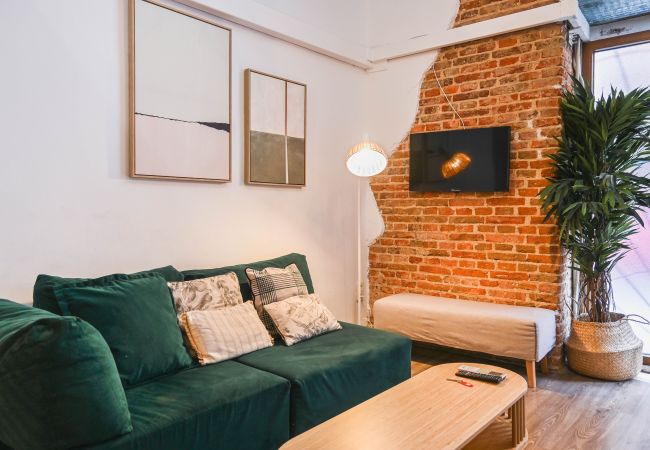 Apartamento en Madrid - Moderno y Elegante piso en Argüelles con 2 Suites y Vestidor – Ideal para Familias .Temporal Apartamento en Madrid - Moderno y Elegante piso en Argüelles con 2 Suites y Vestidor – Ideal para Familias .Temporal