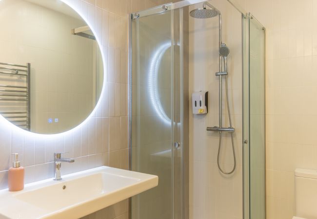 Estudio en Madrid - Liria: Un Espacio de Elegancia y Confort en el Corazón de la Ciudad Estudio en Madrid - Liria: Un Espacio de Elegancia y Confort en el Corazón de la Ciudad