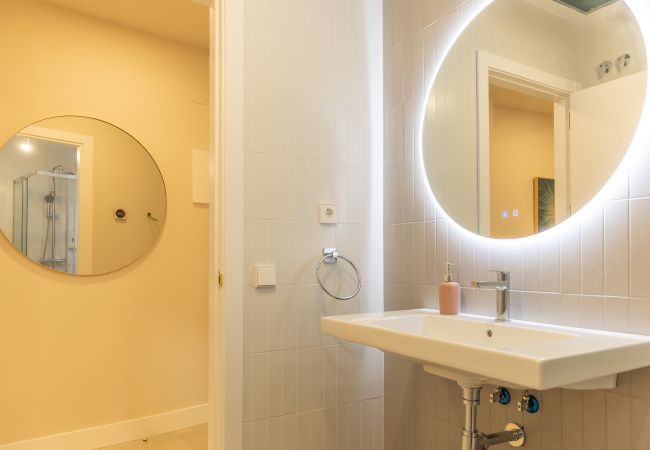 Estudio en Madrid - Liria: Un Espacio de Elegancia y Confort en el Corazón de la Ciudad Estudio en Madrid - Liria: Un Espacio de Elegancia y Confort en el Corazón de la Ciudad