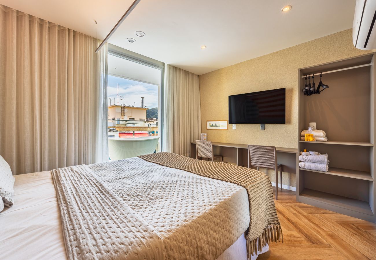 Apartamento en Rio de Janeiro - Vista al mar y balcón con bañera | Q4 Apartamento en Rio de Janeiro - Vista al mar y balcón con bañera | Q4