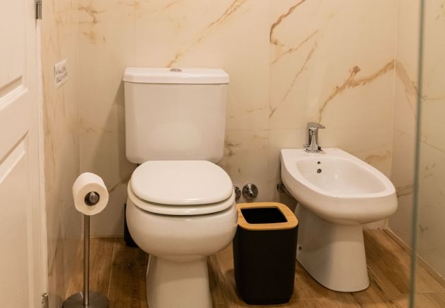 Casa en San Carlos de Bariloche - Hermosa casa a 300 metros del lago Nahuel Huapi Casa en San Carlos de Bariloche - Hermosa casa a 300 metros del lago Nahuel Huapi