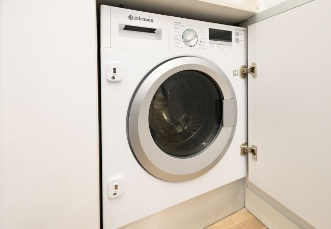 Apartamento en Madrid - Elegancia y Funcionalidad en San Bernardo: Piso con Baños en Suite Apartamento en Madrid - Elegancia y Funcionalidad en San Bernardo: Piso con Baños en Suite