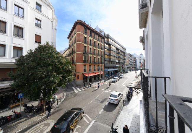 Apartamento en Madrid - Elegancia y Funcionalidad en San Bernardo: Piso con Baños en Suite Apartamento en Madrid - Elegancia y Funcionalidad en San Bernardo: Piso con Baños en Suite