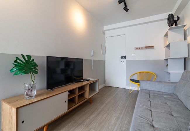 Apartamento en São Paulo - Vila Mariana, Piscina, Academia ao lado do metrô Apartamento en São Paulo - Vila Mariana, Piscina, Academia ao lado do metrô