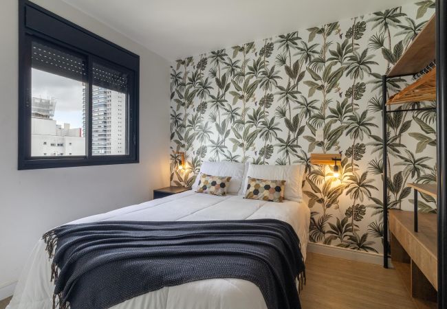 Apartamento en São Paulo - Vila Mariana, Piscina, Academia ao lado do metrô Apartamento en São Paulo - Vila Mariana, Piscina, Academia ao lado do metrô