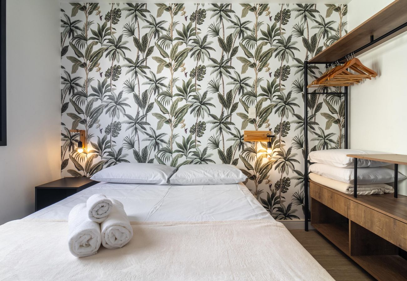 Apartamento en São Paulo - Vila Mariana, Piscina, Academia ao lado do metrô Apartamento en São Paulo - Vila Mariana, Piscina, Academia ao lado do metrô