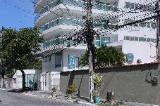 Apartamento en Cabo Frio - Loft c varanda e localização ideal à 650m da praia