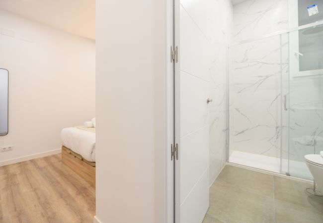Apartamento en Madrid - Confort y estilo urbano: tu piso perfecto con 3 habitaciones  Apartamento en Madrid - Confort y estilo urbano: tu piso perfecto con 3 habitaciones