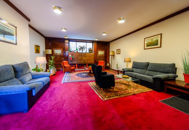 Apartamento en Madrid - AAL49 Alberto Alcocer, 49 Temporal  Apartamento en Madrid - AAL49 Alberto Alcocer, 49 Temporal