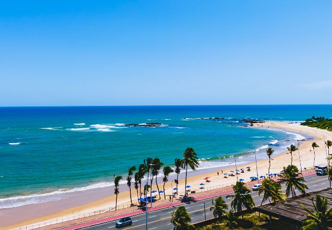 Apartamento en Salvador - Excelente loft c jacuzzi e Wi-Fi à 100m da praia 