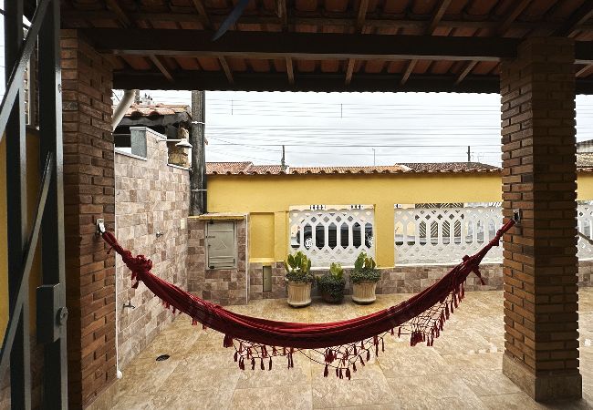 Casa en Caraguatatuba - Casa espaçosa c/ churrasqueira, Wifi, pet friendly Casa en Caraguatatuba - Casa espaçosa c/ churrasqueira, Wifi, pet friendly