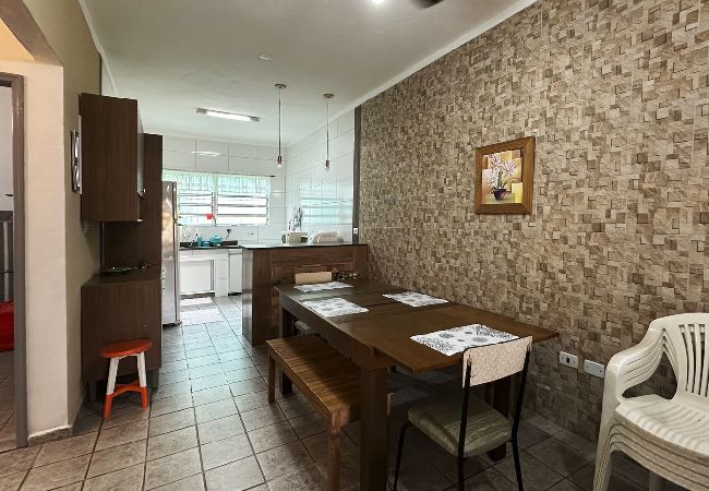 Casa en Caraguatatuba - Casa espaçosa c/ churrasqueira, Wifi, pet friendly Casa en Caraguatatuba - Casa espaçosa c/ churrasqueira, Wifi, pet friendly