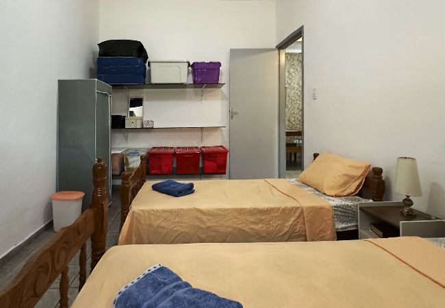 Casa en Caraguatatuba - Casa espaçosa c/ churrasqueira, Wifi, pet friendly Casa en Caraguatatuba - Casa espaçosa c/ churrasqueira, Wifi, pet friendly