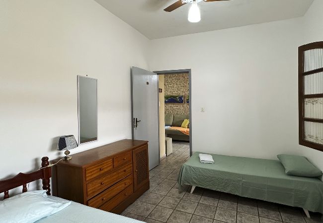 Casa en Caraguatatuba - Casa espaçosa c/ churrasqueira, Wifi, pet friendly Casa en Caraguatatuba - Casa espaçosa c/ churrasqueira, Wifi, pet friendly