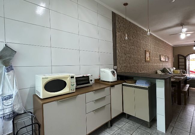 Casa en Caraguatatuba - Casa espaçosa c/ churrasqueira, Wifi, pet friendly Casa en Caraguatatuba - Casa espaçosa c/ churrasqueira, Wifi, pet friendly