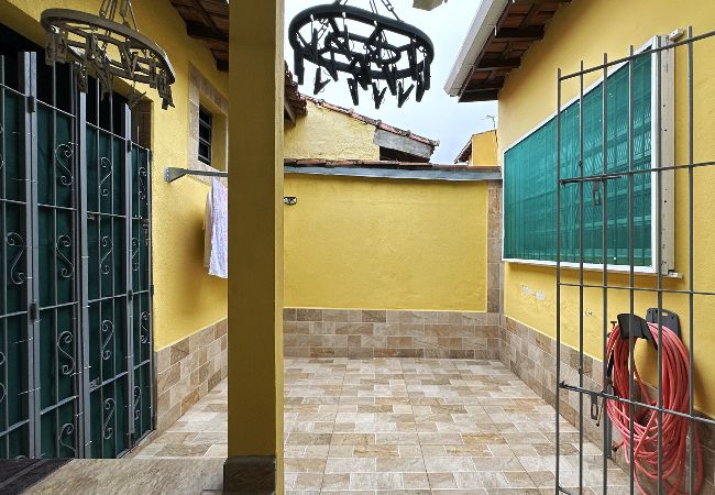 Casa en Caraguatatuba - Casa espaçosa c/ churrasqueira, Wifi, pet friendly Casa en Caraguatatuba - Casa espaçosa c/ churrasqueira, Wifi, pet friendly