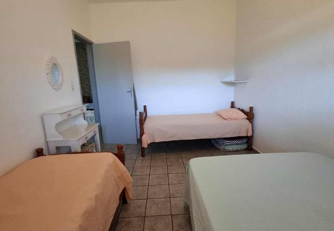 Casa en Caraguatatuba - Casa espaçosa c/ churrasqueira, Wifi, pet friendly Casa en Caraguatatuba - Casa espaçosa c/ churrasqueira, Wifi, pet friendly