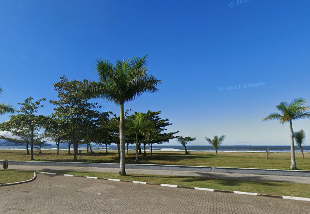 Casa en Caraguatatuba - Casa espaçosa c/ churrasqueira, Wifi, pet friendly