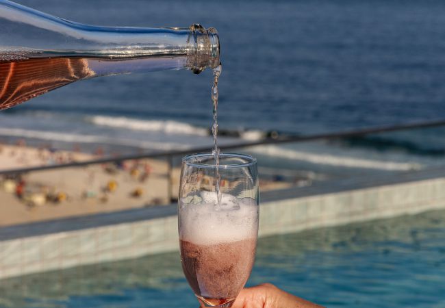 Apartamento en Rio de Janeiro - Acogedor a pocos pasos de la playa de Copacabana | Q14 Apartamento en Rio de Janeiro - Acogedor a pocos pasos de la playa de Copacabana | Q14