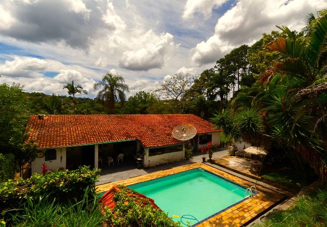 Casa en Campo Limpo Paulista - Chácara com piscina,churrasqueira,lazer e conforto