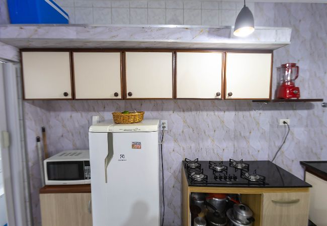 Apartamento en Praia Grande - Apto a 260m do mar com ar-condicionado e Wi-Fi Apartamento en Praia Grande - Apto a 260m do mar com ar-condicionado e Wi-Fi