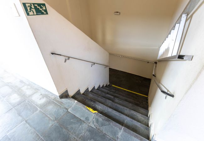 Apartamento en Praia Grande - Apto a 260m do mar com ar-condicionado e Wi-Fi Apartamento en Praia Grande - Apto a 260m do mar com ar-condicionado e Wi-Fi