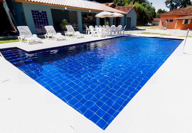 Casa en Socorro - Chácara com piscina, área gourmet equipada e Wi-Fi