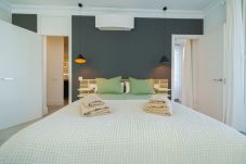 Apartamento en Madrid -  Exclusivo piso con balcones y vistas en ubicación privilegiada . Madrid