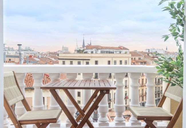 Apartamento en Madrid - Ático con extraordinaria Terraza - Centro -Lujo - Alturas con sabor Mediterráneo Apartamento en Madrid - Ático con extraordinaria Terraza - Centro -Lujo - Alturas con sabor Mediterráneo