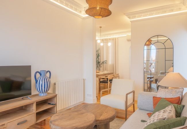 Apartamento en Madrid - Ático con extraordinaria Terraza - Centro -Lujo - Alturas con sabor Mediterráneo Apartamento en Madrid - Ático con extraordinaria Terraza - Centro -Lujo - Alturas con sabor Mediterráneo