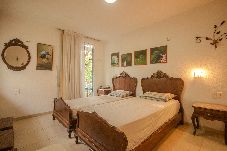 Casa en Guaramiranga - Chácara completa c/ Wifi, piscina, sauna, churrasq
