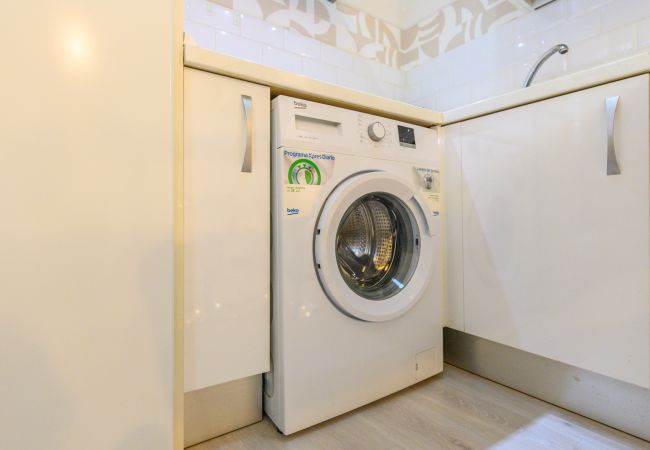 Apartamento en Madrid - Acogedor piso de 1 dormitorio a poco metros del centro de la Ciudad .Temporal Apartamento en Madrid - Acogedor piso de 1 dormitorio a poco metros del centro de la Ciudad .Temporal