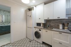 Apartamento en Madrid - Acogedor piso con balcones en el centro de Madrid , a unos pasos de la Plaza Mayor 