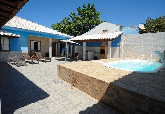 Casa en Rio de Janeiro - Casa confortável com WiFi, piscina e churrasqueira Casa en Rio de Janeiro - Casa confortável com WiFi, piscina e churrasqueira