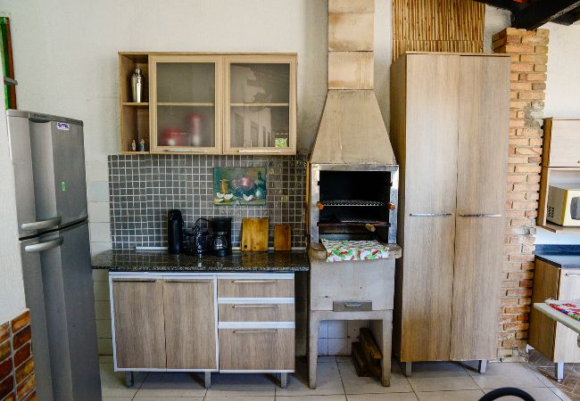 Casa en Caraguatatuba - Casa perto das principais praias c WiFi e churrasq Casa en Caraguatatuba - Casa perto das principais praias c WiFi e churrasq