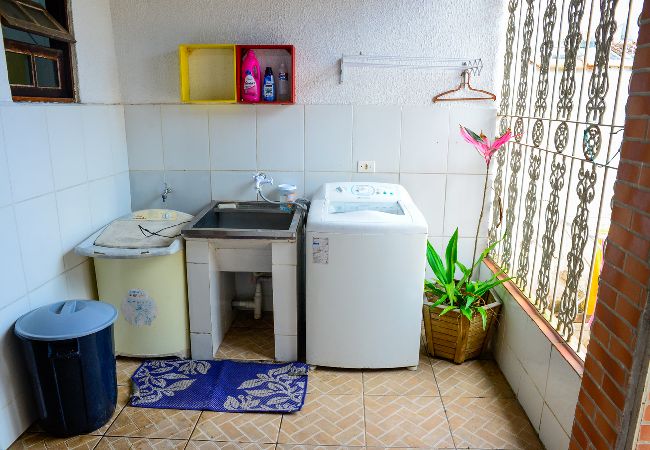 Casa en Caraguatatuba - Casa perto das principais praias c WiFi e churrasq Casa en Caraguatatuba - Casa perto das principais praias c WiFi e churrasq