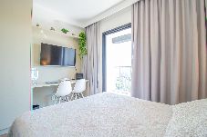 Apartamento en São Paulo - Studio elegante com varanda e ótima localização 