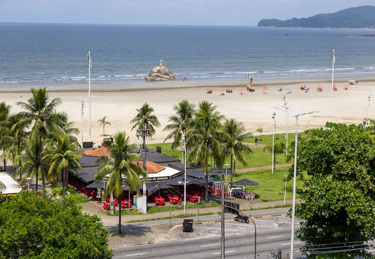 Apartamento en São Vicente - Ótimo apartamento a 200m do mar com WiFi