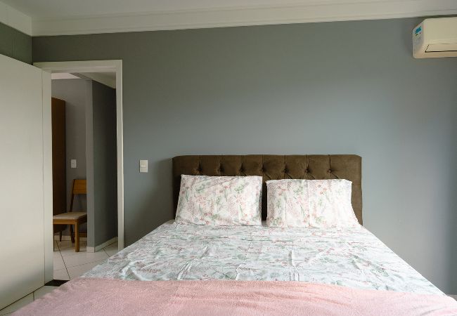 Apartamento en Biguaçu - Loft com ótima localização,Wi-Fi e ar-condicionado Apartamento en Biguaçu - Loft com ótima localização,Wi-Fi e ar-condicionado