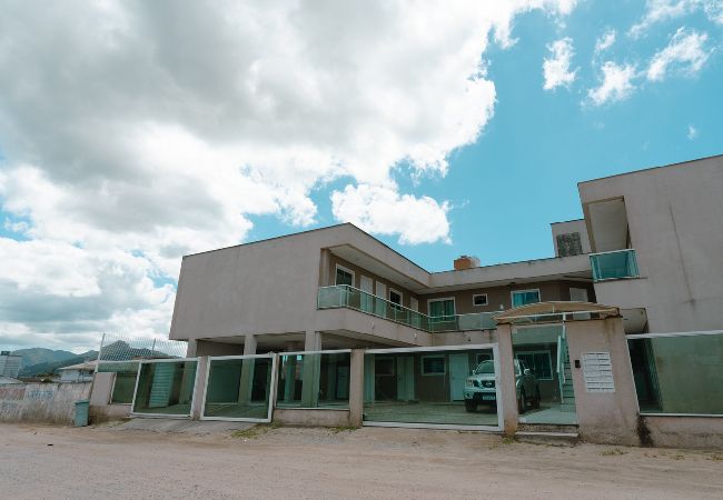 Apartamento en Biguaçu - Loft com ótima localização,Wi-Fi e ar-condicionado Apartamento en Biguaçu - Loft com ótima localização,Wi-Fi e ar-condicionado