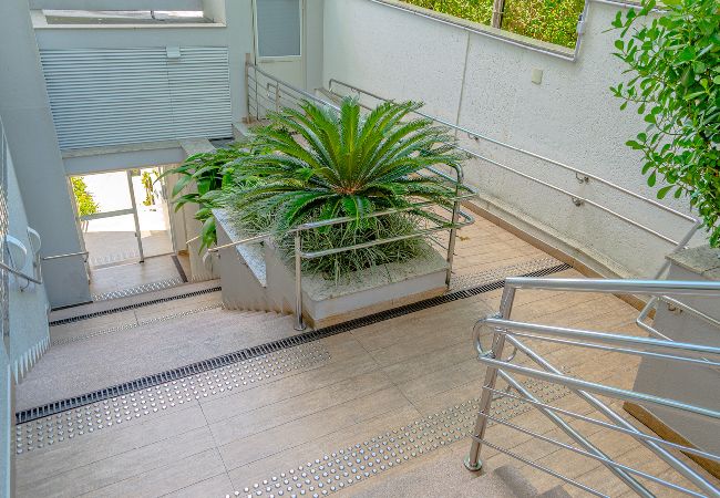 Apartamento en Florianópolis - Apartamento completo em Trindade, perto da UFSC! Apartamento en Florianópolis - Apartamento completo em Trindade, perto da UFSC!