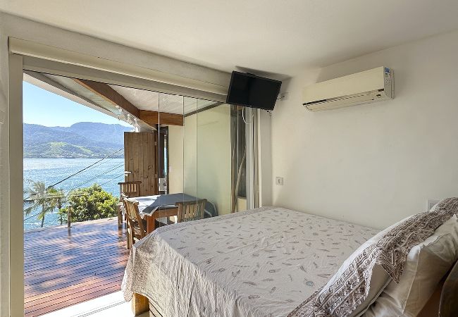 Chalet en Ilhabela - Chalé Jabuticabeira com Wi-Fi e vista para o mar