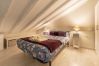 Apartamento en Madrid - Dúplex con encanto en Chamberí : Comodidad y diseño en dos niveles  Apartamento en Madrid - Dúplex con encanto en Chamberí : Comodidad y diseño en dos niveles