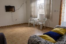 Casa en Mongaguá - Casa a 600m do mar com garagem e pet friendly