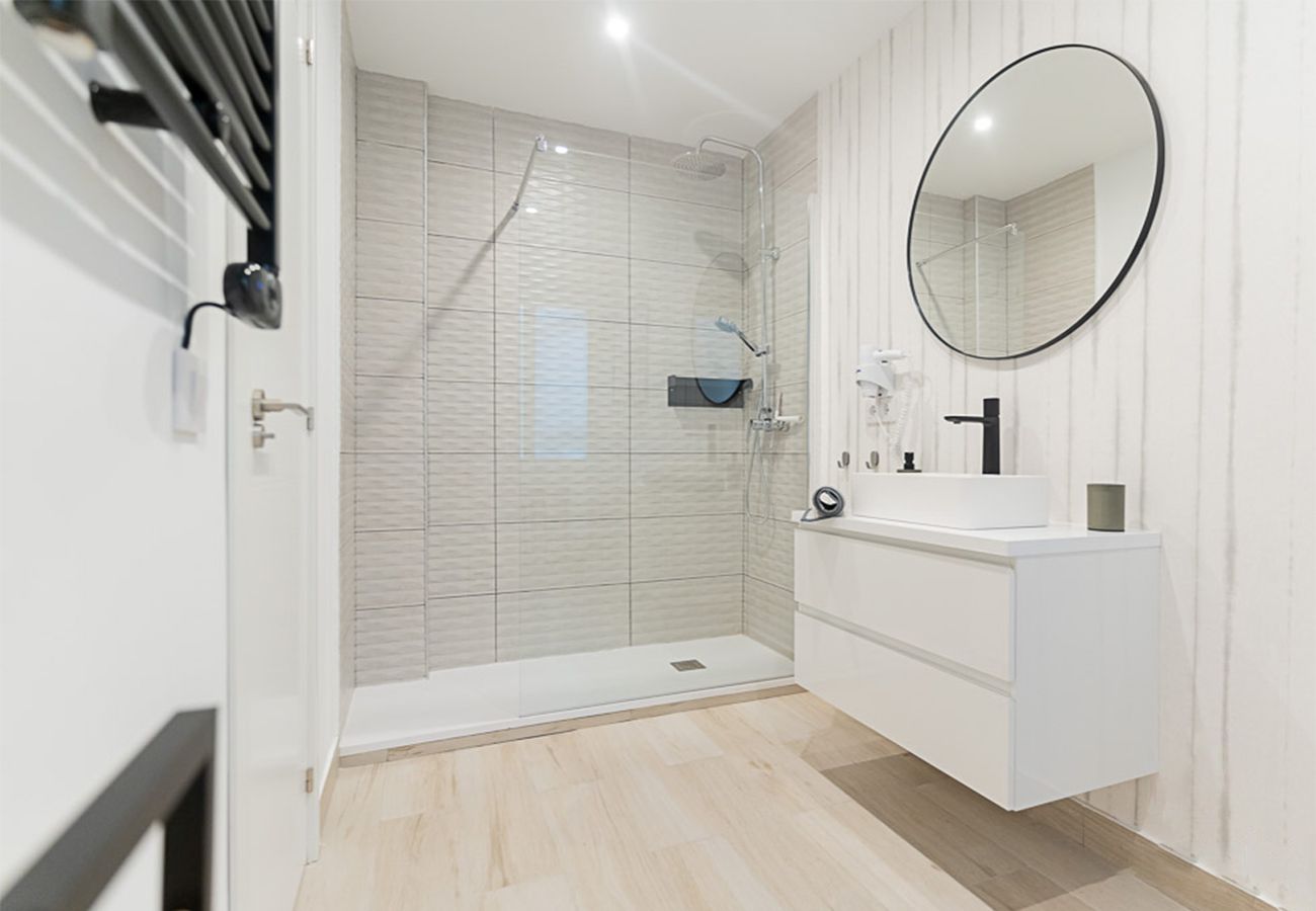 Alquiler por habitaciones en Madrid - Madrid: habitación con confort, comodidad y áreas compartidas  Chamartín – Temporal  Alquiler por habitaciones en Madrid - Madrid: habitación con confort, comodidad y áreas compartidas  Chamartín – Temporal